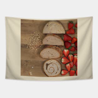 Size chart bread and strawberries Tapestry