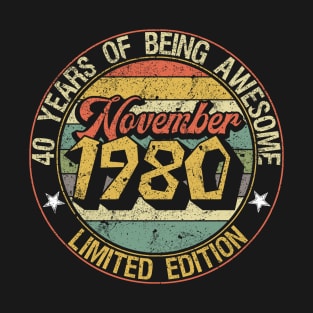 born November 1980 Vintage Gift T-Shirt