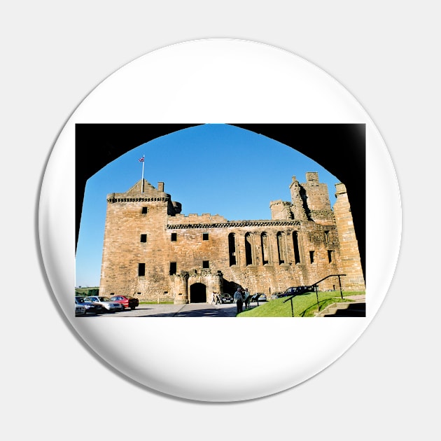 Linlithgow Palace - Wentworth prison in Outlander Pin by goldyart