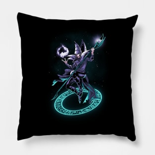 Mago Negro Pillow