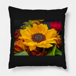 Sunflower With Waterdrops Pillow