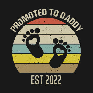 Promoted To Daddy 2022 Vintage T-Shirt