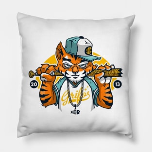 wandering tiger Pillow