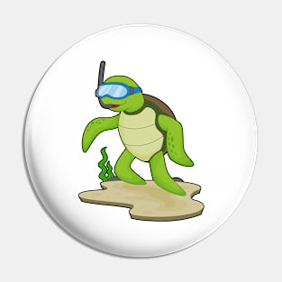 Turtle Diver Snorkel Pin