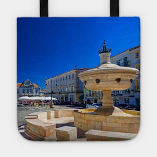 The Fountain on Giraldo Square, Evora Tote