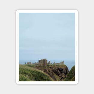 Dunnottar Castle and the North Sea Magnet