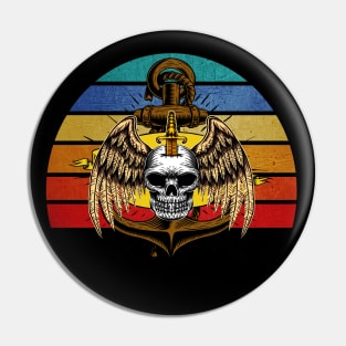 Skull Pirate Vintage Retro Pin