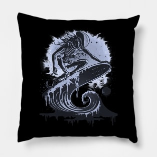 Alien surfing 88085 Pillow