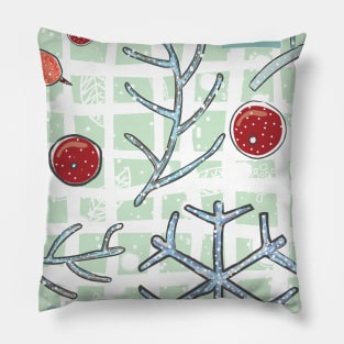 Winter Berry Pattern Pillow