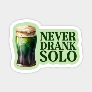 NEVER DRANK SOLO: THIS STOUT STARTS THE CRAIC Magnet