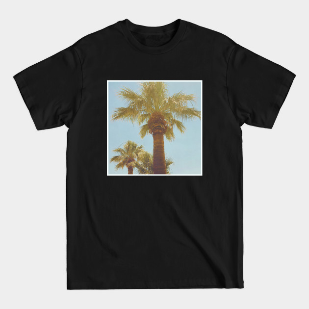 Pretty picture of a Palm Tree. Pretty Palm Trees Photography design with blue sky - Pretty Palm Tree - T-Shirt Pretty picture of a Palm Tree. Pretty Palm Trees Photography design with blue sky - Pretty Palm Tree - T-Shirt