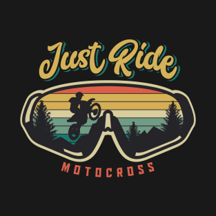 Motorcross goggles retro vintage sun stripes adventure wilderness T-Shirt