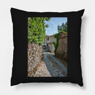 Tuscany Retreat B&B Pillow