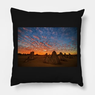 Pinnacles sunrise Pillow