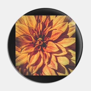 Dahlia Pin