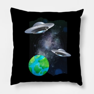 Ufo alien funny cute flying spaceship astronaut moon mars cosmic forest Pillow