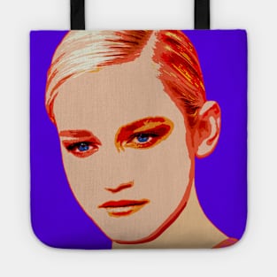 julia garner Tote