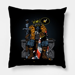 Majesty Pillow