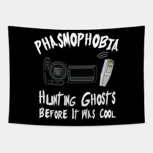 Phasmophobia - Hunting ghosts Tapestry