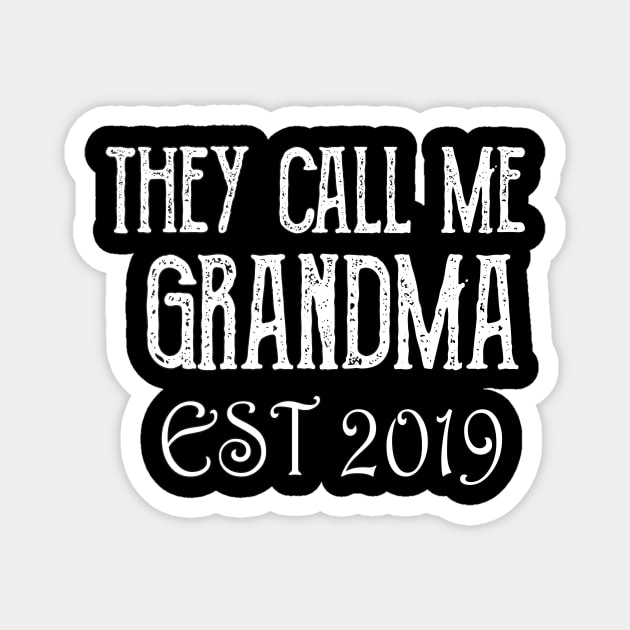 grandma est 2019 Magnet by Motivashion19