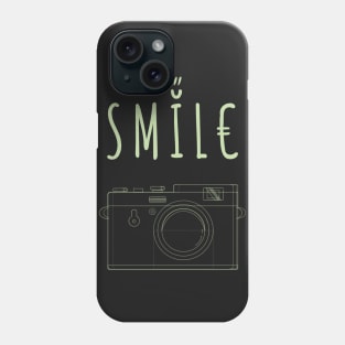 Smile for a picture Phone Case