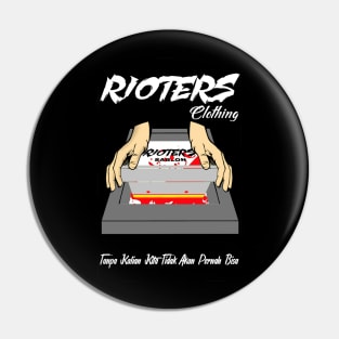 rioters Pin