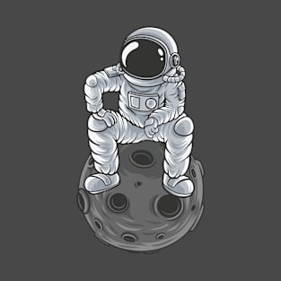 Astronaut on the Moon - Astronaut Suit - Spaceman T-Shirt