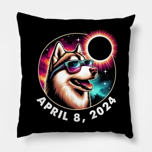 Radiant Siberian Huskie Eclipse: Unique Tee for Cold-Weather Canine Enthusiasts Pillow