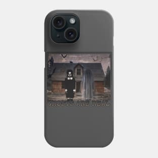 Ghosts are real Halloween aesthetics ghost farmhouse spooky creepy horror Phone Case