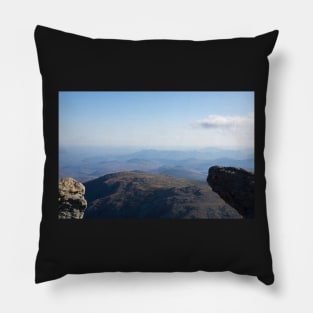 mountain view Pillow