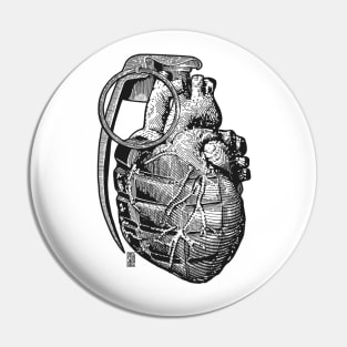 Heartgrenade Pin