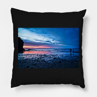 Beautiful Sunset Beach - Coastal Scenery At Night Pillow