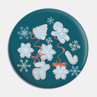 New Year's gingerbread Pin