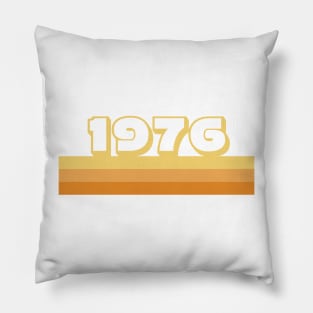 1976 classic vintage design Pillow