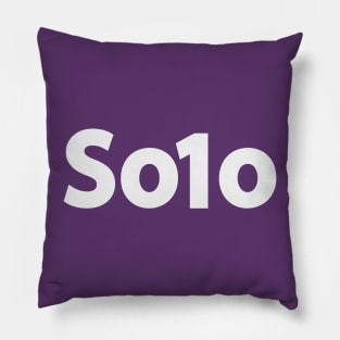 Solo being solo  typographic artwork Pillow