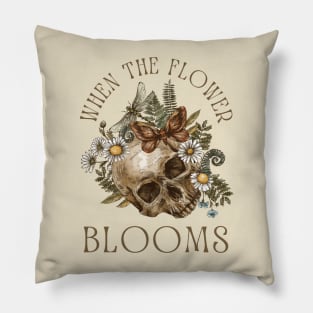 When The Flower Blooms, A Vintage Skull With Groovy Wildflowers Pillow