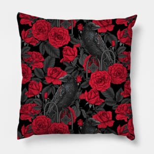 Ravens and red roses Pillow