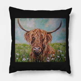 Daisy in the Meadow Pillow