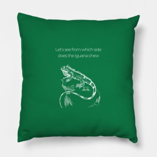 The iguana chew Pillow