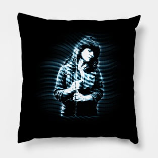 Linda Ronstadt Forever Pay Tribute to the Iconic Singer with a Classic Music-Inspired Tee Pillow