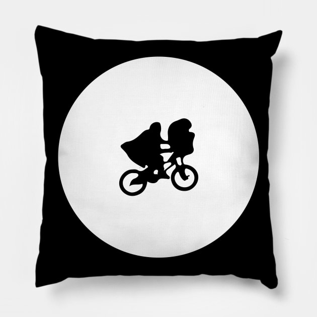 ET Pillow by burrotees