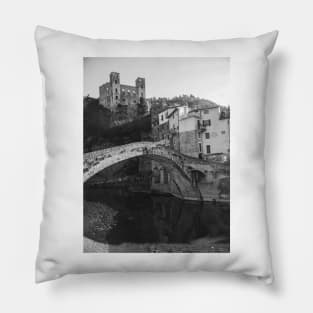 Italy landscape 2 Pillow