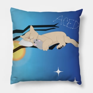 Acedia Pillow