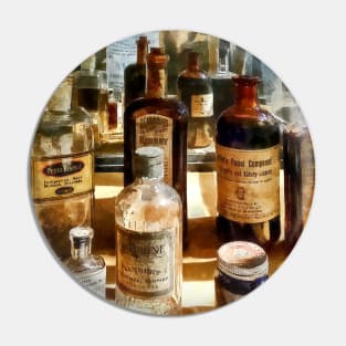 Doctors - Medicine Bottles in Glass Case Pin