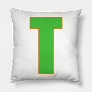 Gallant in Green: T's Defining edge Pillow