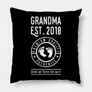 Grandma Est 2018 Expecting New Baby Gift Established Mom grandmom Pillow