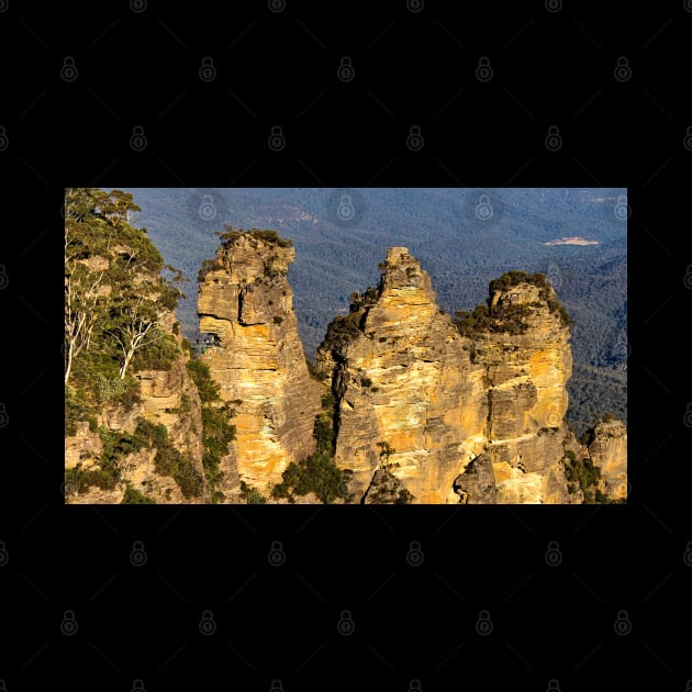 Three Sisters, Echo Point, Jamison Valley, Blue Mountains, NSW, Australia by Upbeat Traveler