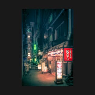 Dark City vibe midnight Green backstreet in Tokyo. T-Shirt