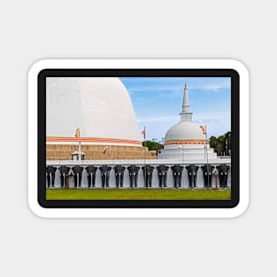 Ruwanweliseya, Anuradhapura. Magnet