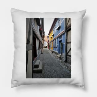 Passage to hell Pillow